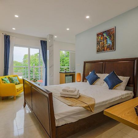 The Lakeview - West Lake Lotus Apartments Hanoi Exterior foto