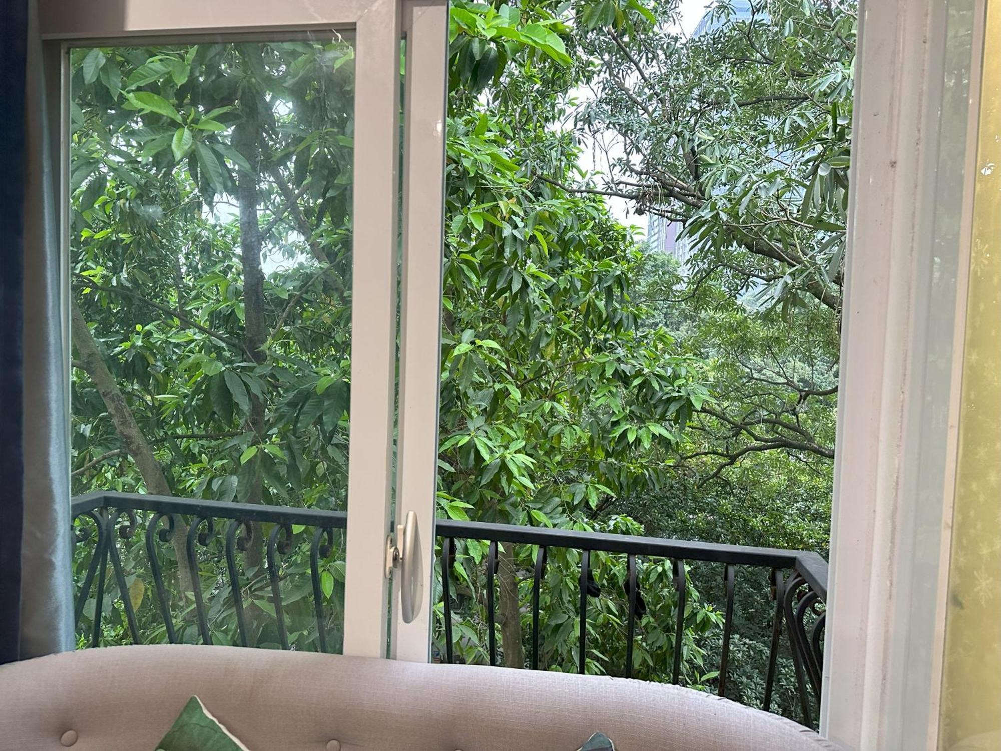 The Lakeview - West Lake Lotus Apartments Hanoi Exterior foto